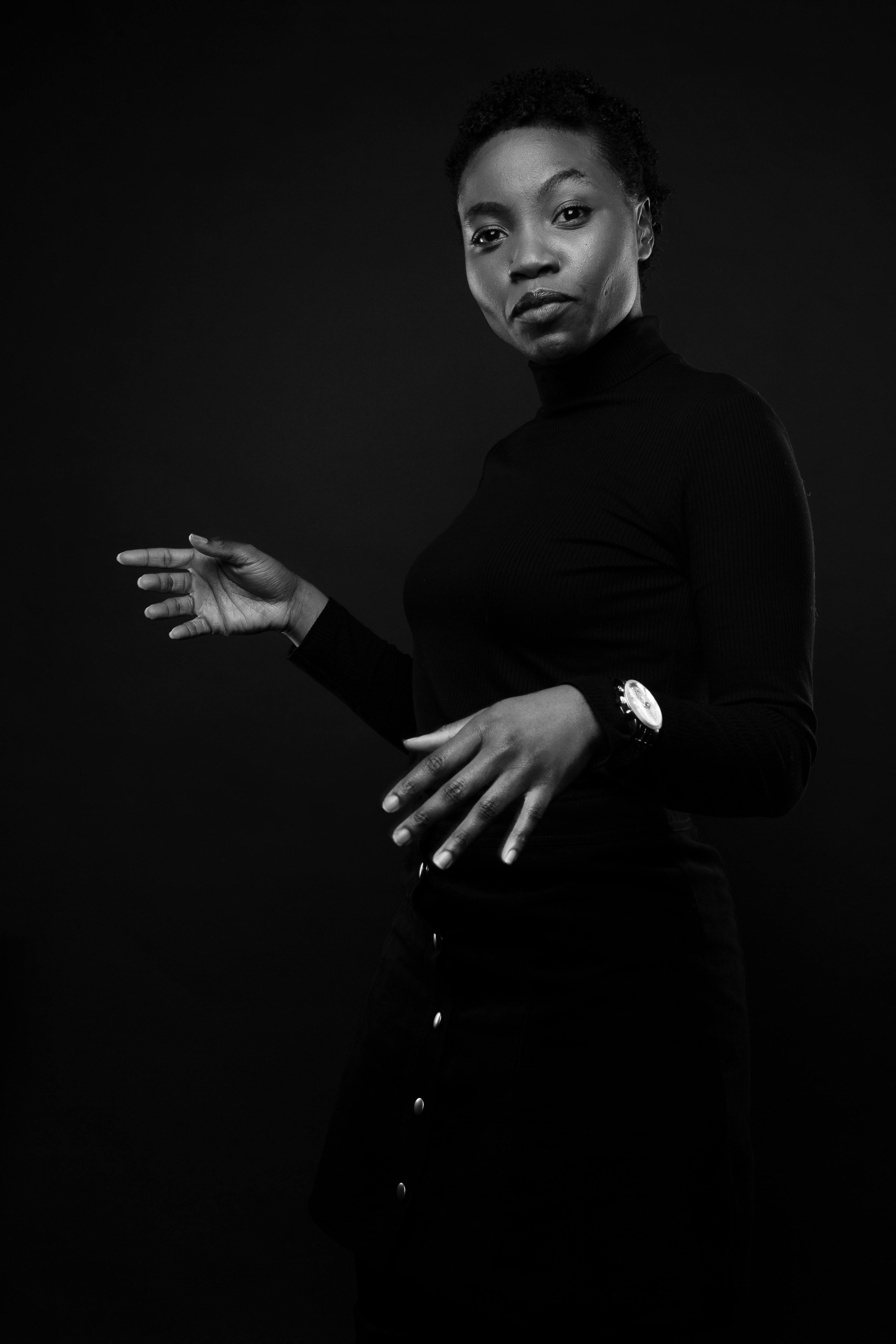 宣传片拍摄场景与采访画面构成